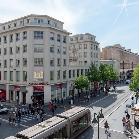 35 Medecin Apt3 - Hyper Centre - Mezzanine Modern 公寓 *