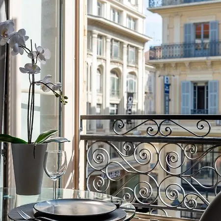 35 Medecin Apt3 - Hyper Centre - Mezzanine Modern *